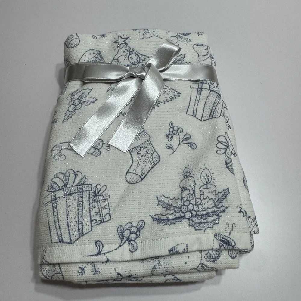 Set 2 Bella Lux White Blue Sparkly Christmas Bathroom Hand Towels 100% Cotton